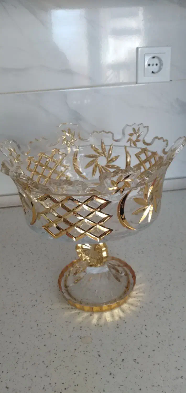 ظرف میوه کریستال اصل|کلکسیون اشیاء عتیقه|سنندج, |دیوار