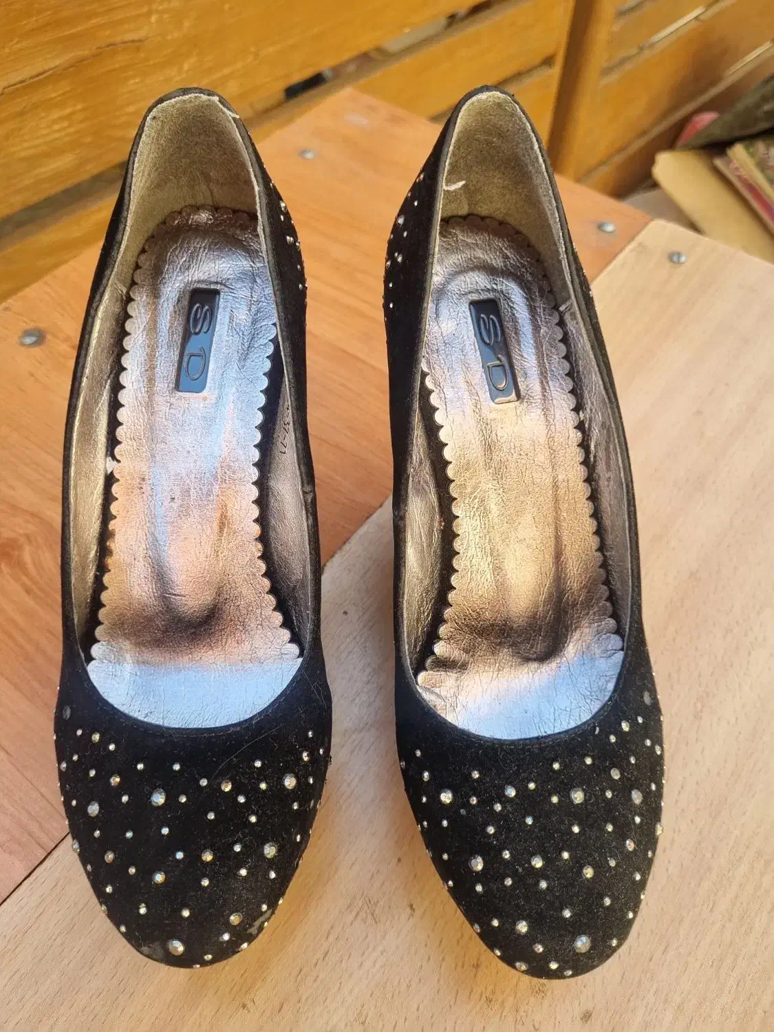 کتونی ورزشی و کفش پاشنه دار مجلسی|کیف، کفش، کمربند|کرمان, |دیوار