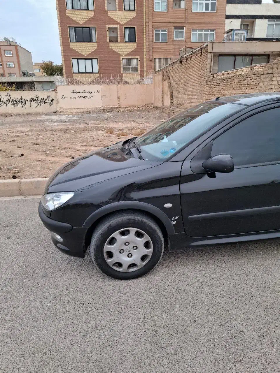 پژو 206 SD مدل ۱۳۹۵ V8 مشکی|خودرو سواری و وانت|شاهینشهر, عطار|دیوار