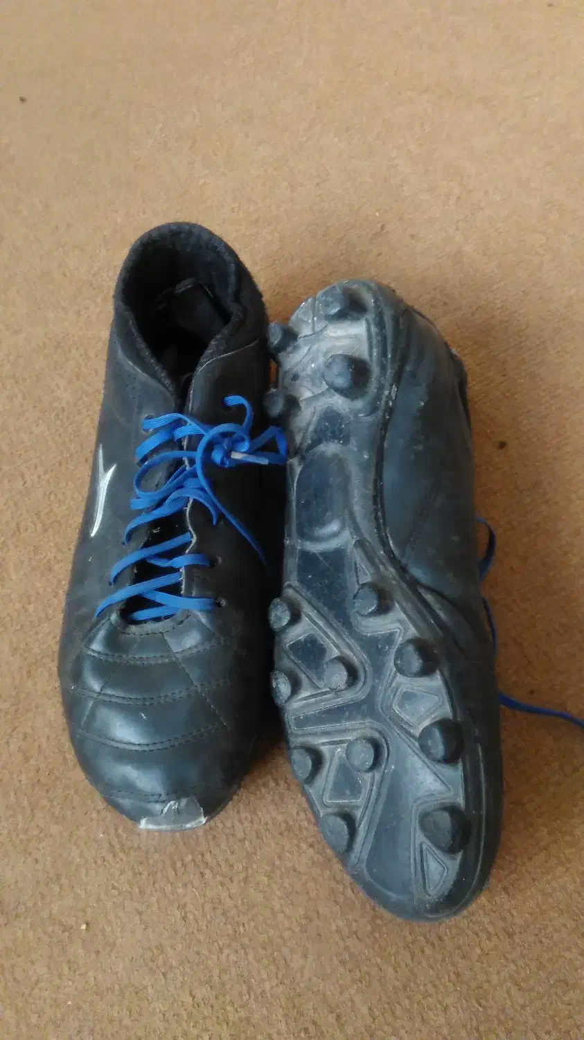 کفش فوتبال چمنی وقلمبند|ورزش‌های توپی|زنجان, |دیوار