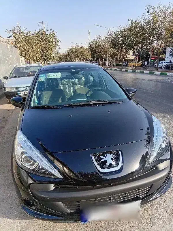 پژو ۲۰۷ مشکی سقف پاناروما|خودرو سواری و وانت|مشهد, طبرسی شمالی|دیوار