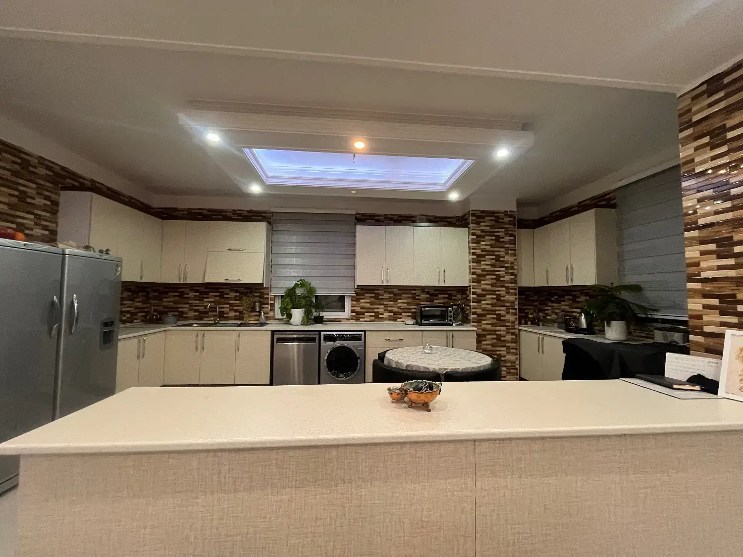 اجاره آپارتمان شیک کارگر|اجارهٔ آپارتمان|سمنان, |دیوار