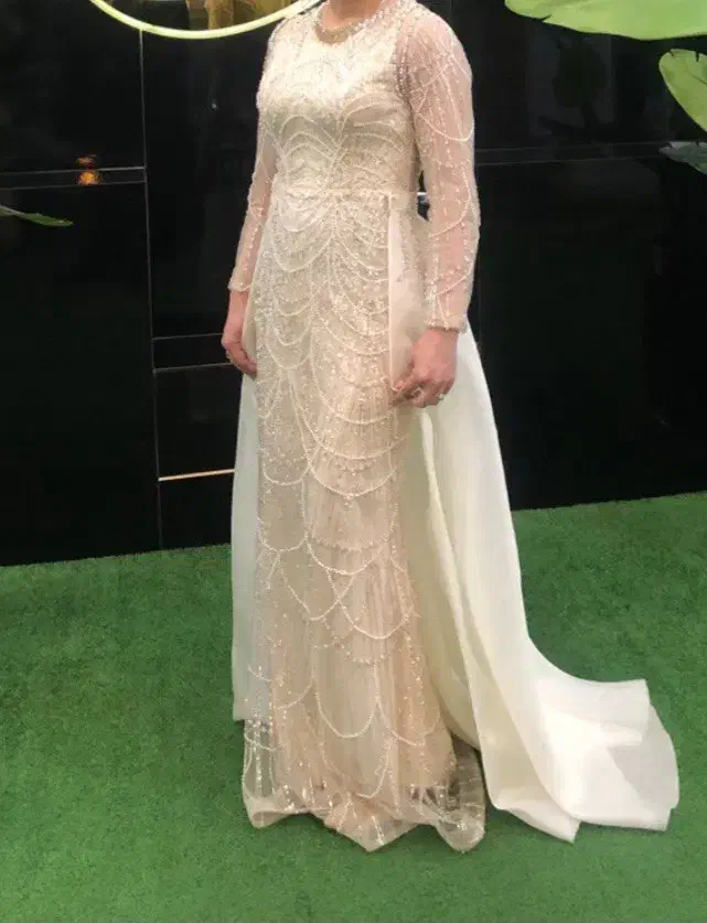 پیراهن مجلسی|لباس|قائم‌شهر, |دیوار