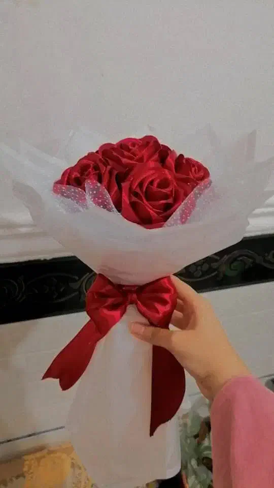 دسته گل های روبانی زیبا با قیمت مناسب|گل مصنوعی|برازجان, |دیوار