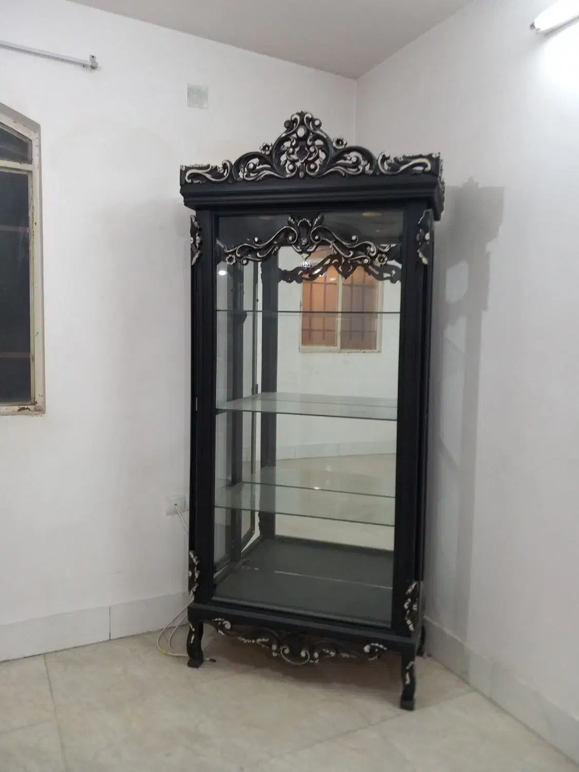 بوفه چوب گردو|بوفه، ویترین، کنسول|بروجرد, |دیوار