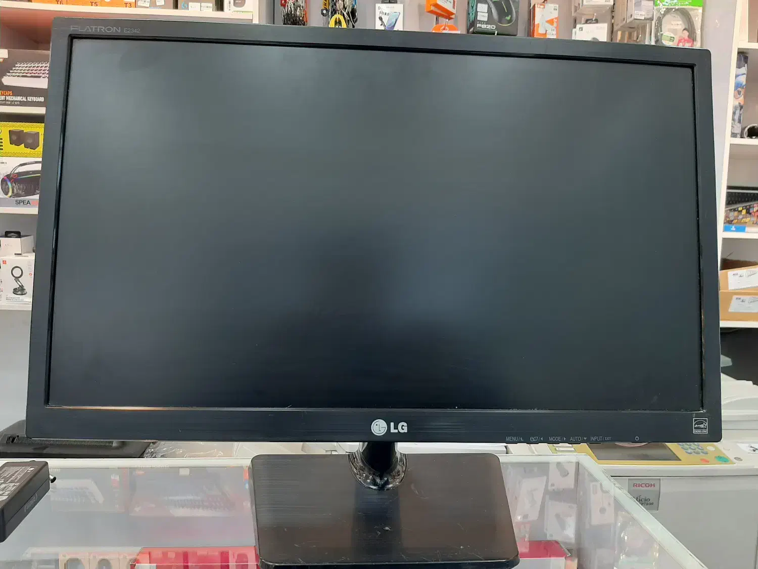 مانیتور LG Flatron E2342V-BN|قطعات و لوازم جانبی رایانه|شیراز, شهرک گلستان|دیوار