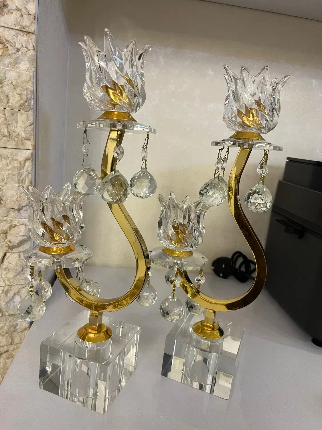 شمعدونی زیبا و طلایی|لوستر و چراغ آویز|قم, شهرک مهدیه|دیوار