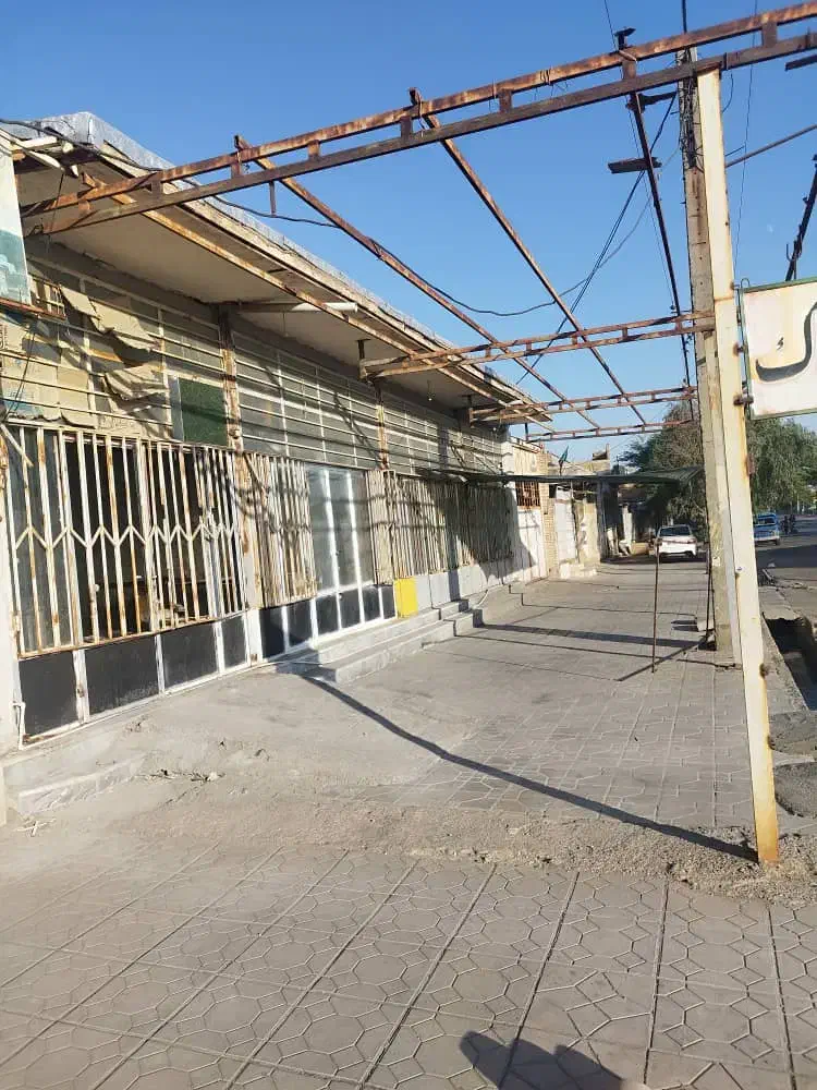 درب بزرگ گاراژی . درب مقازه|فروشگاه و مغازه|دهلران, |دیوار