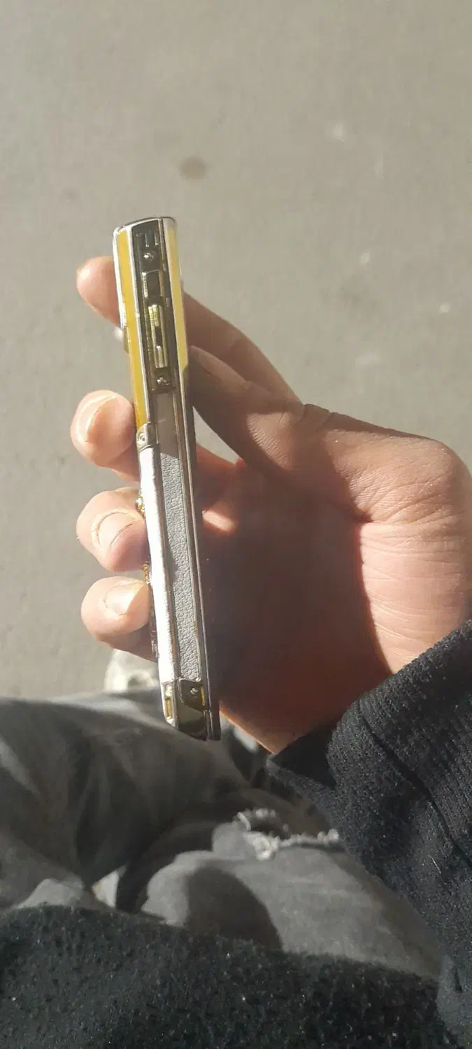 گوشی وورتو|موبایل|قم, ولیعصر|دیوار