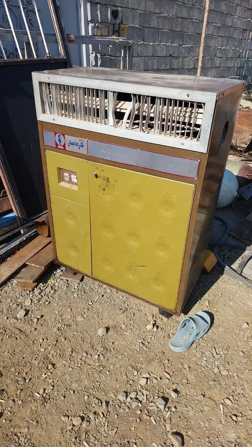 فروش بخاری نفتی فن دار|بخاری، هیتر، شومینه|بشاریات, |دیوار