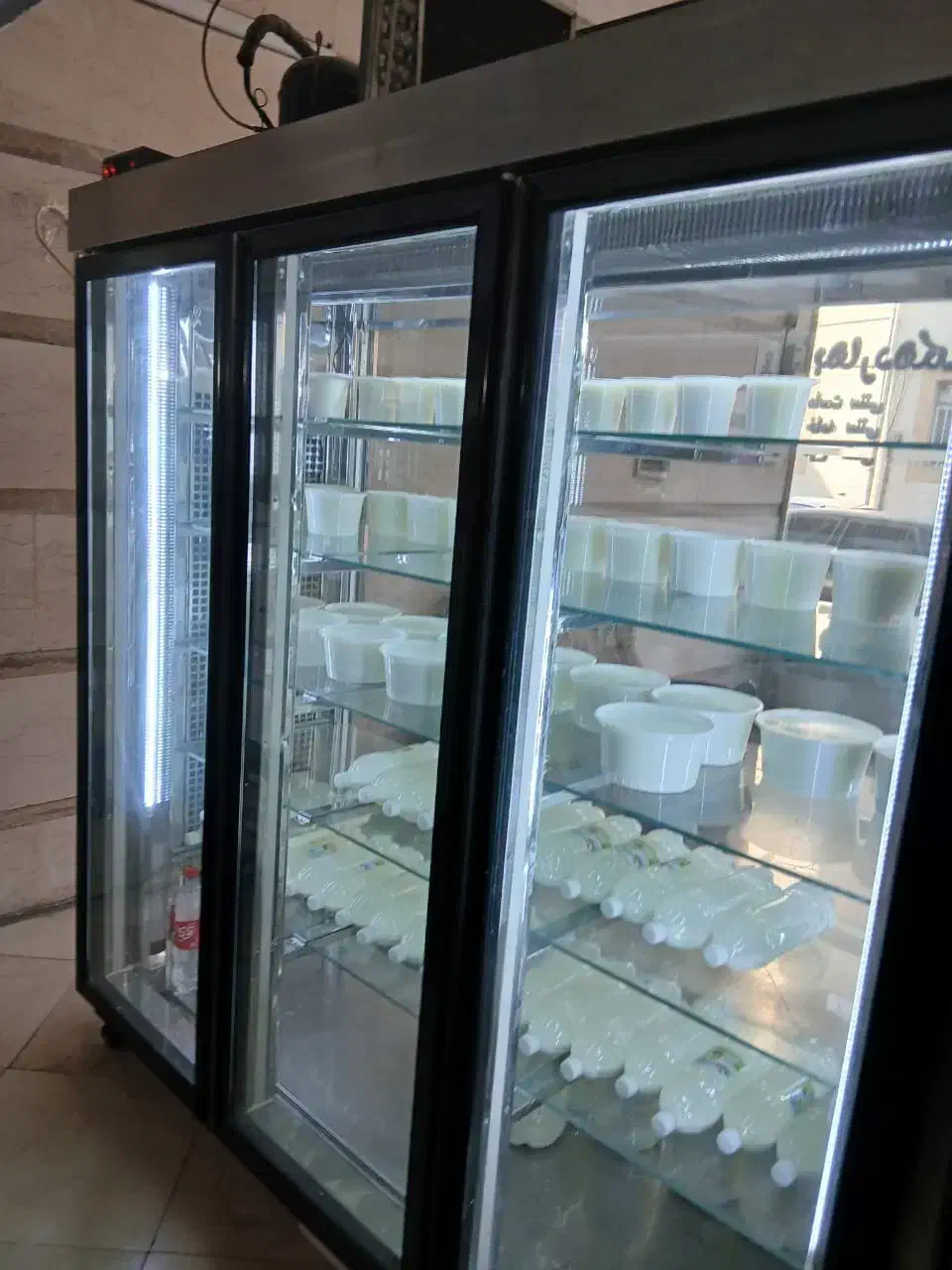 یخچال مغازه ویترینی لبنیات|فروشگاه و مغازه|قلعه نو, |دیوار