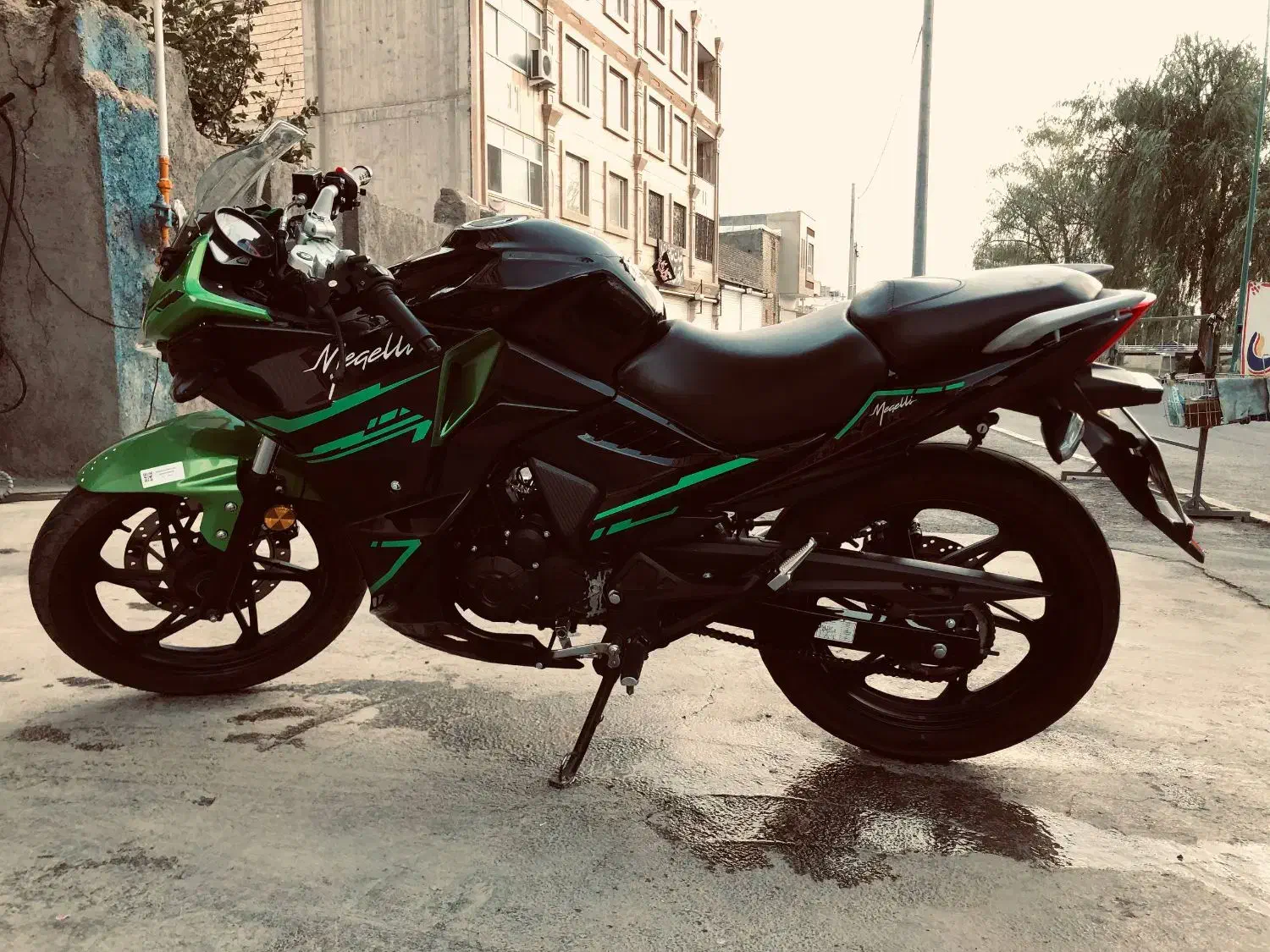 موتور مگلی200مدل 1402|موتورسیکلت|خمین, |دیوار