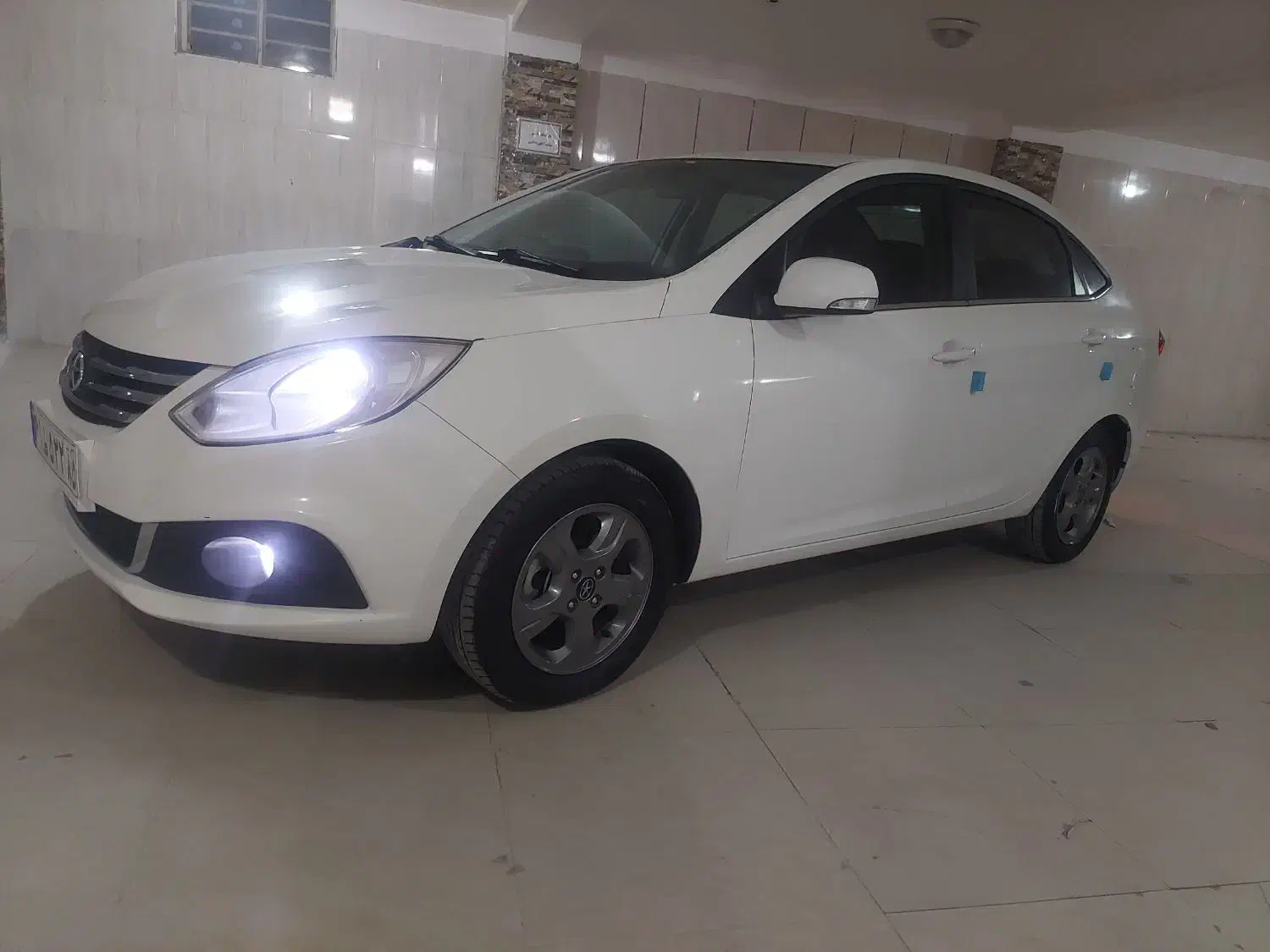 جک جی 4 مدل 402 اتومات آپشنال، 37 تا کار|خودرو سواری و وانت|زاهدان, |دیوار