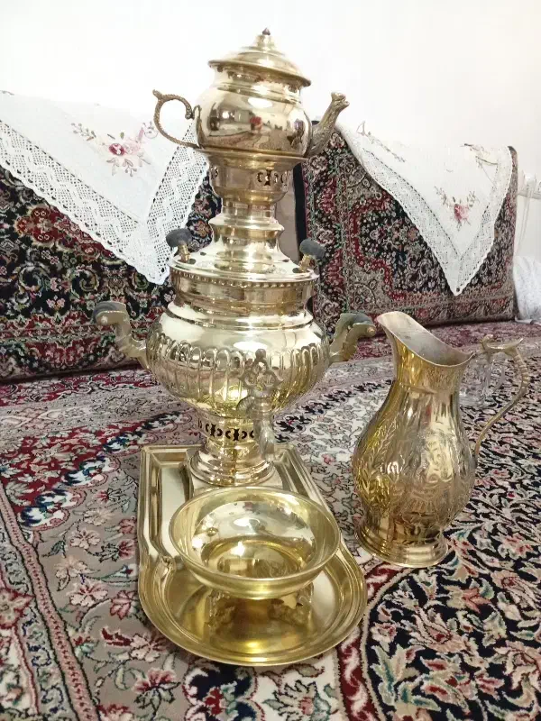 سماور برنجی نو|سماور، چایساز، قهوهساز|اراک, |دیوار