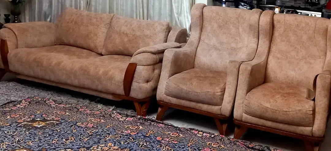 مبل راحتی ۵ نفره|مبلمان خانگی و میز عسلی|تهران, سازمان برنامه شمالی|دیوار