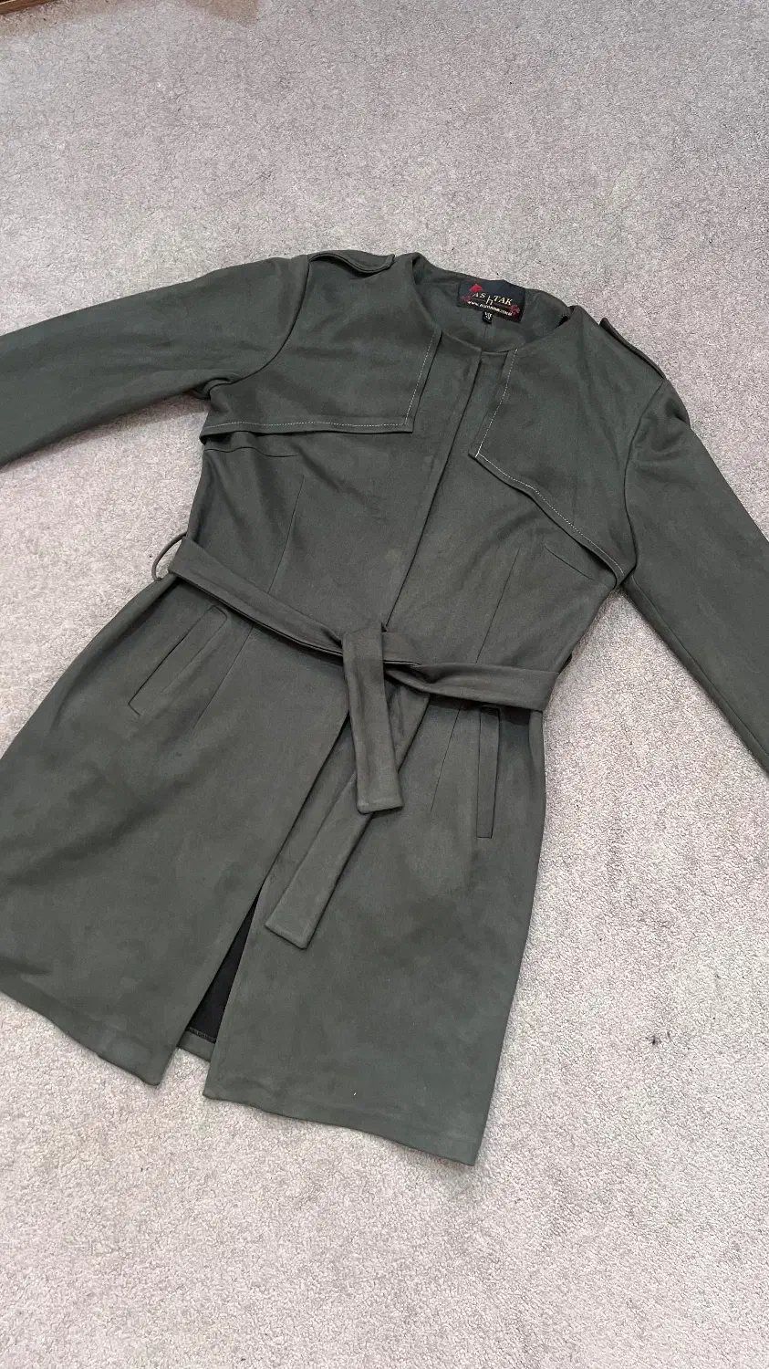 مانتو|لباس|میانه, |دیوار