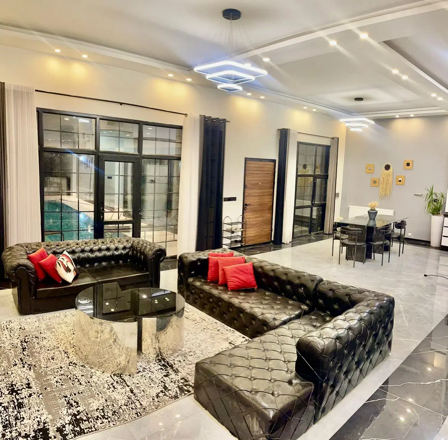 رنت روزانه ویلاهای مدرن و خاص منطقه|اجارهٔ کوتاهمدت ویلا و باغ|تهران, وردآورد|دیوار