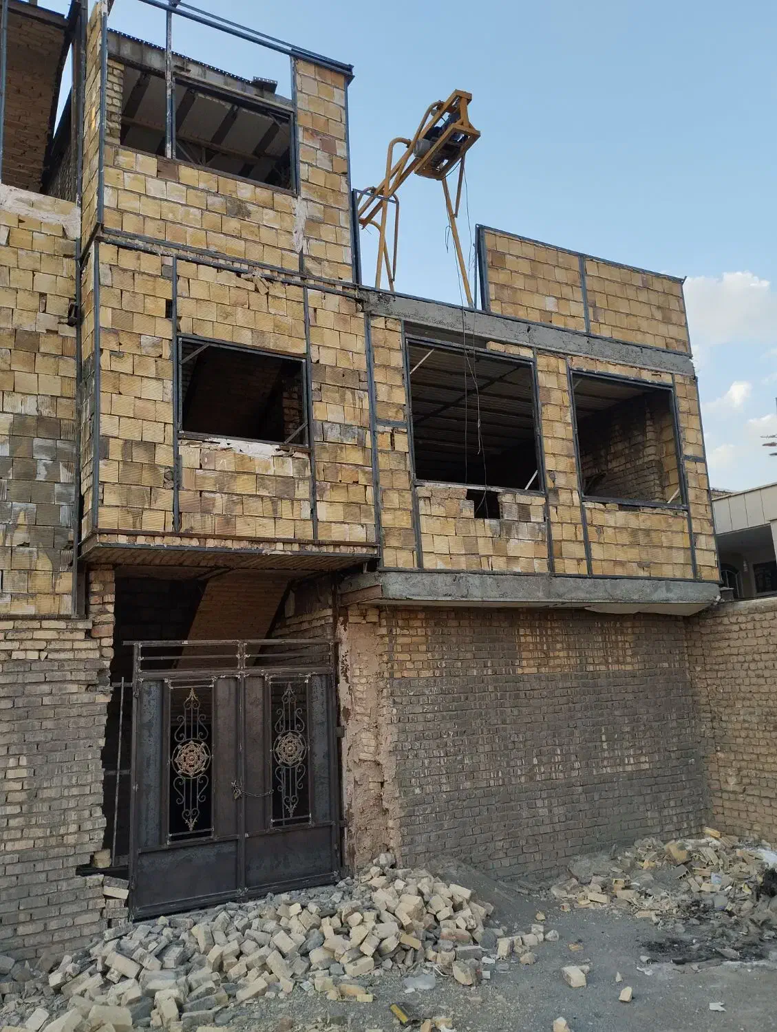 خانه نیمه کاره|فروش خانه و ویلا|قم, چهل درخت|دیوار