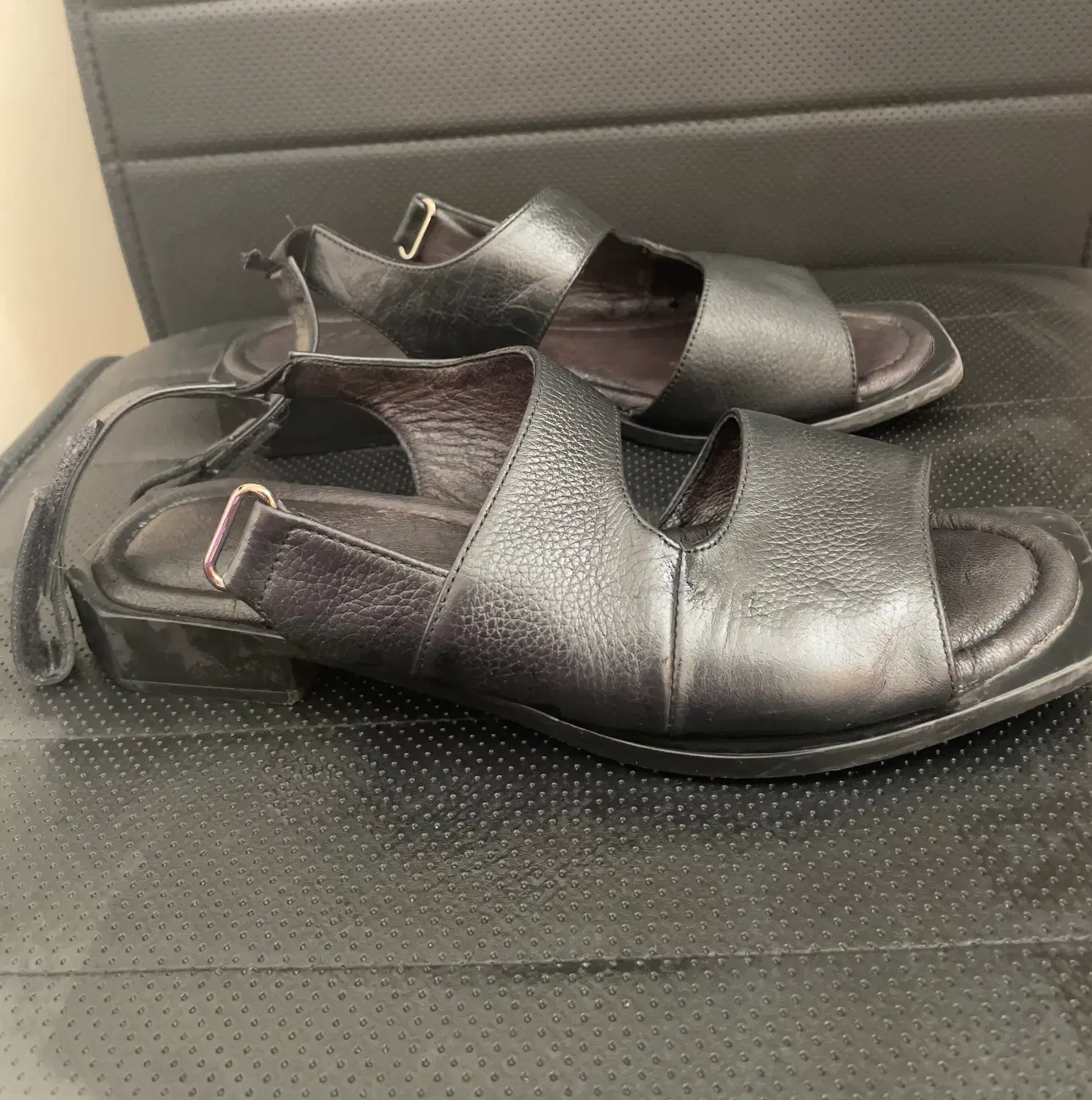 صندل زنانه چرم با زیره طبی|کیف، کفش، کمربند|رودهن, |دیوار