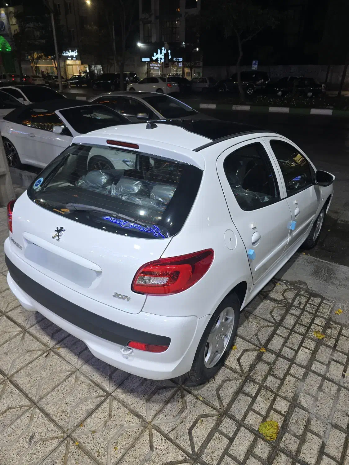 پژو ۲۰۷ پاناروما صفر فول با رینگ|خودرو سواری و وانت|مشهد, دانشجو|دیوار