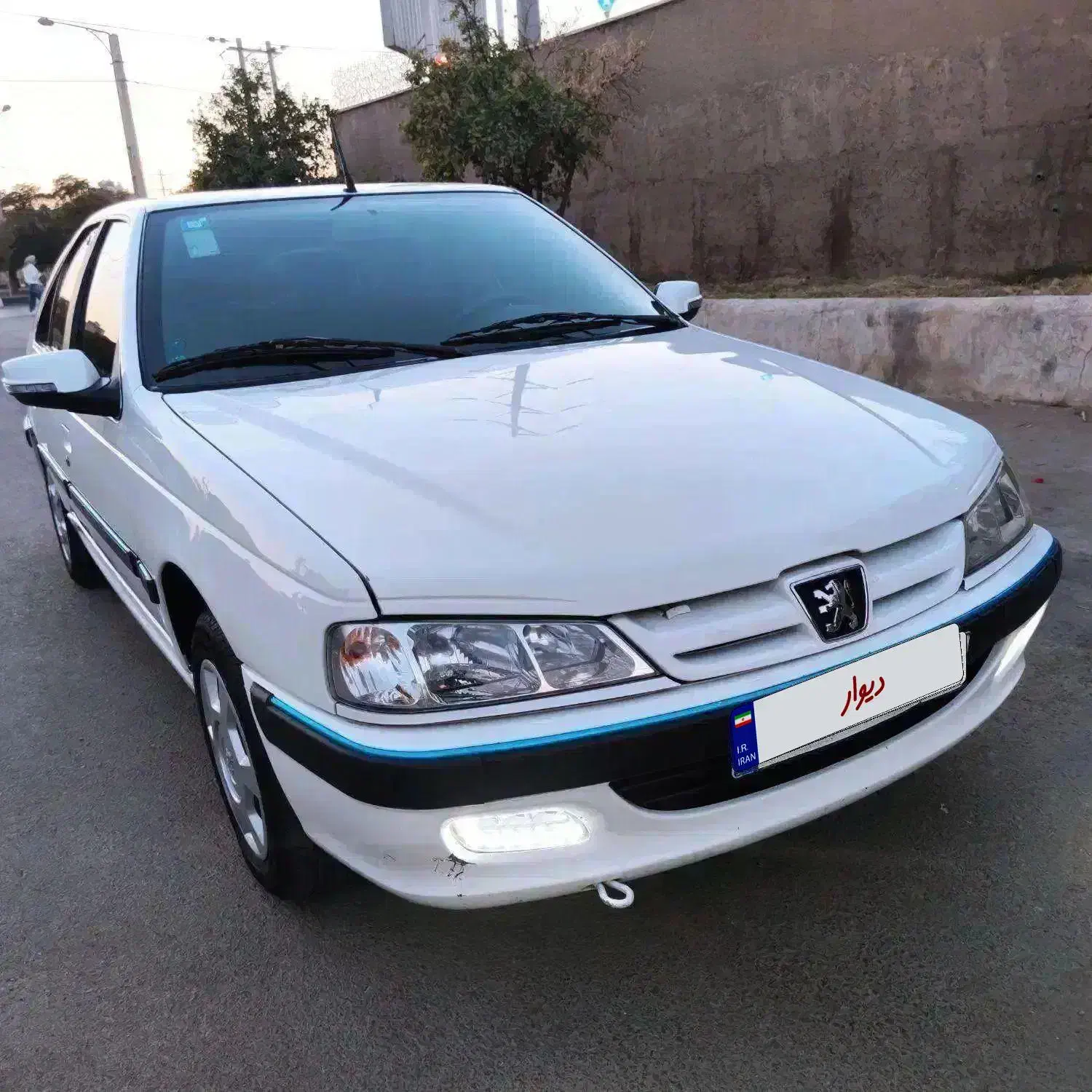 پژو پارس موتور جدید مدل 1402 با مانیتور|خودرو سواری و وانت|شیراز, نصر|دیوار