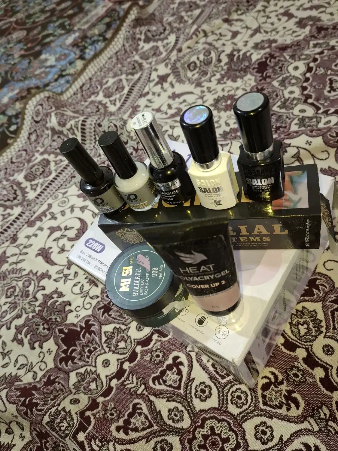 وسایل کاشت ناخن|آرایشگاه و سالن‌های زیبایی|ورامین, ورامین|دیوار