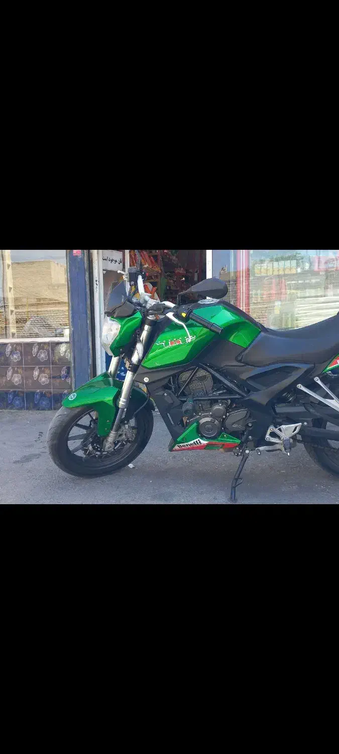 بنلی 250 مدل 98 درحد کم کار تمیز سبز|موتورسیکلت|همدان, |دیوار