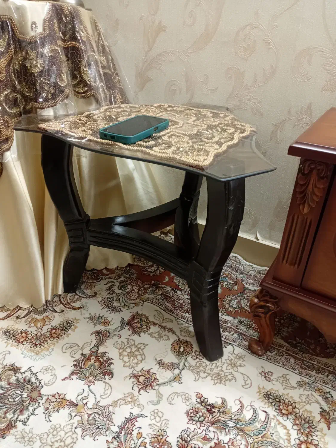 مبل کلاسیک ۷ نفره|مبلمان خانگی و میز عسلی|تهران, کیانشهر|دیوار