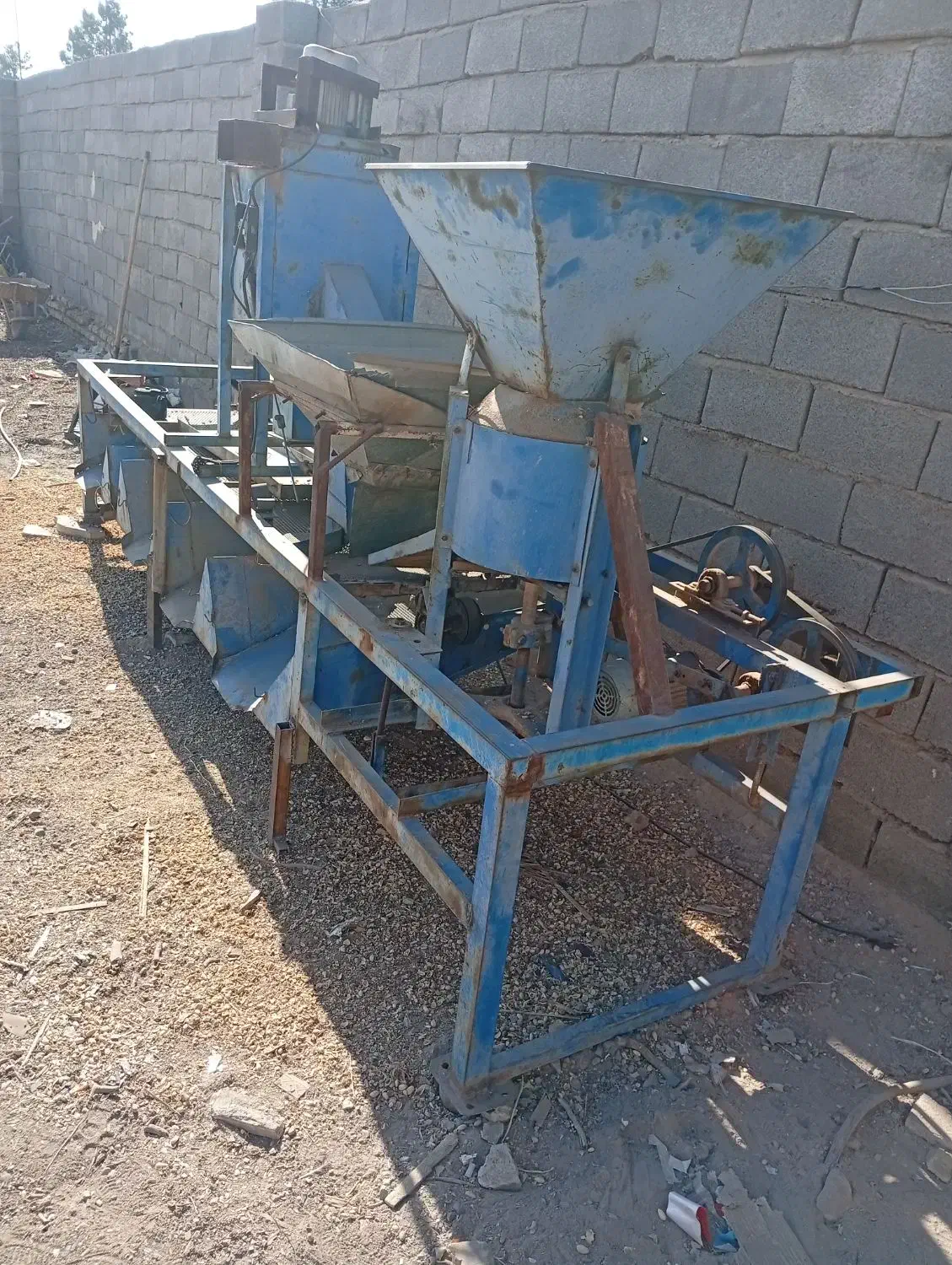 خردکن|ماشین‌آلات صنعتی|کشکوئیه, |دیوار