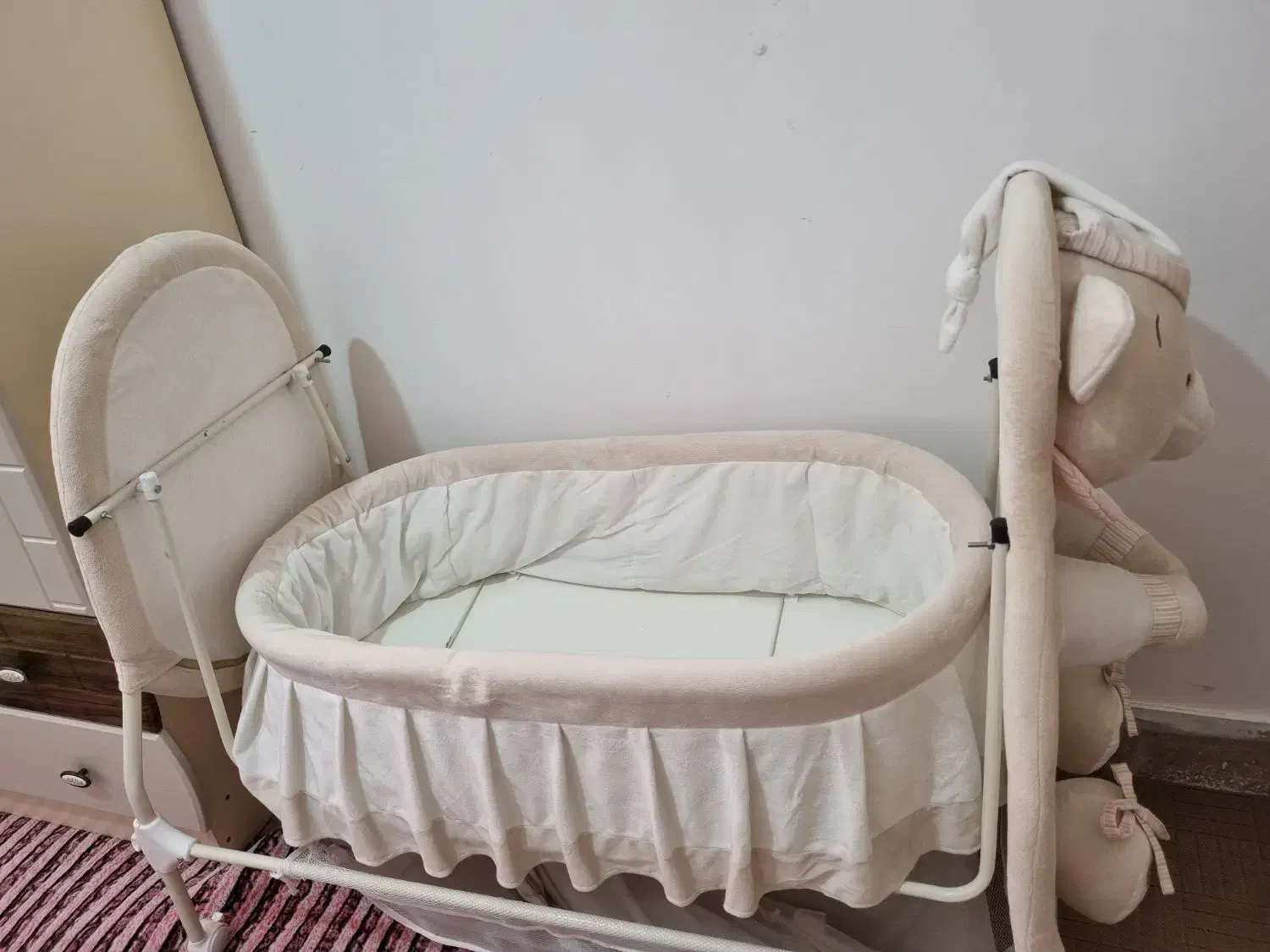 گهواره عروسکی|اسباب و اثاث بچه|نیریز, |دیوار