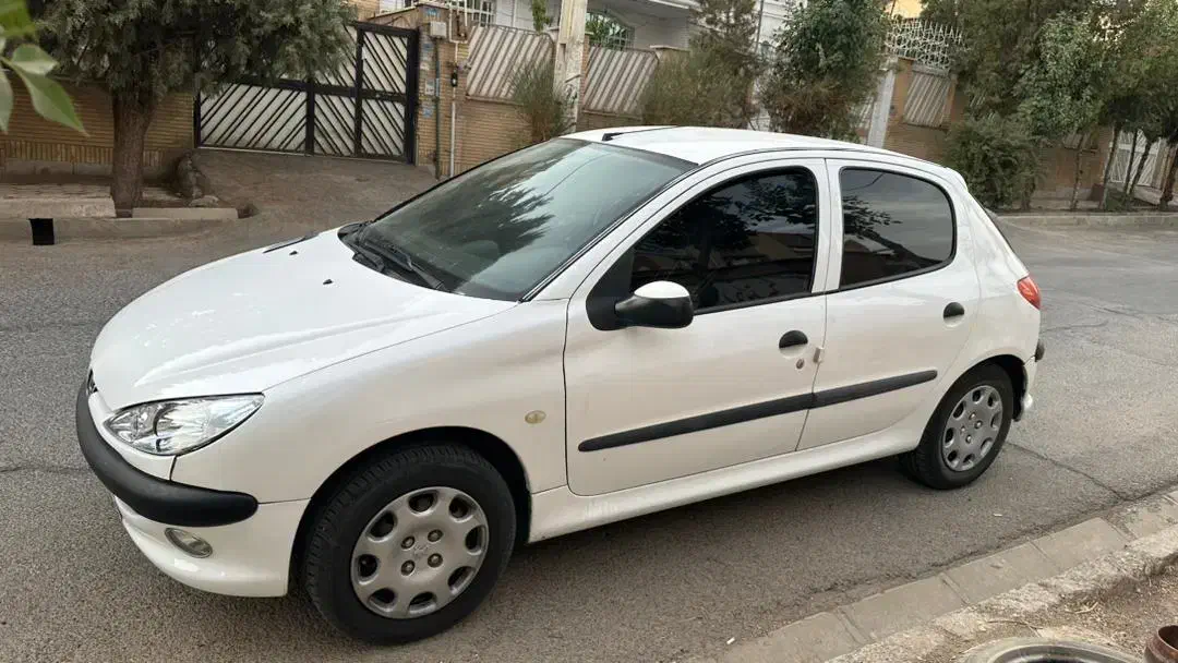 ۲۰۶سفید|خودرو سواری و وانت|هشتگرد, فاز ۲ مهستان|دیوار