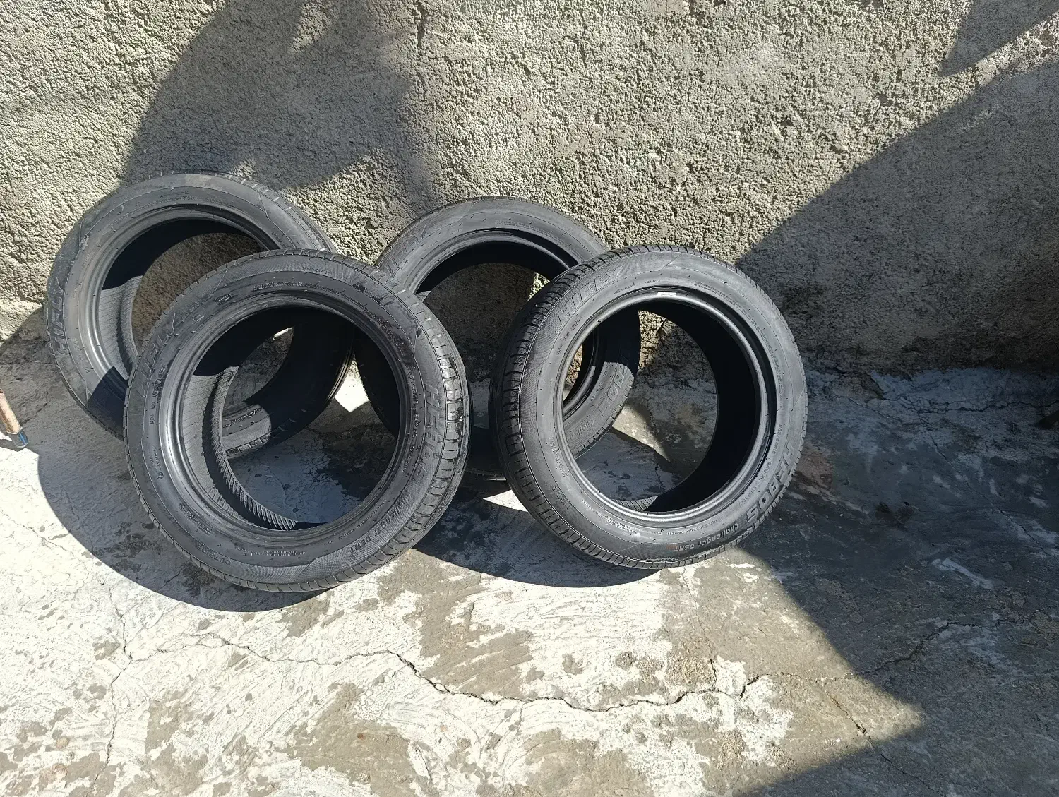 لاستیک۱۶/55/205|قطعات یدکی و لوازم جانبی|رودشت (چهارمحال و بختیاری), |دیوار