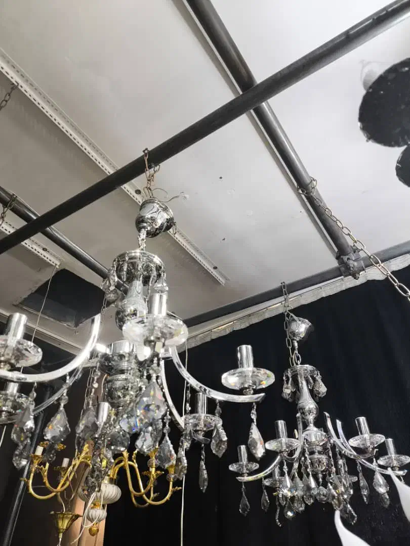 لوستر|لوستر و چراغ آویز|اصفهان, سیچان|دیوار