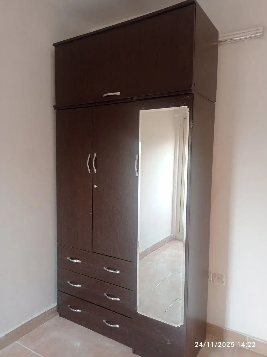 کمد درحد نو|جاکفشی، کمد، دراور|پاکدشت, پاکدشت (مامازند)|دیوار