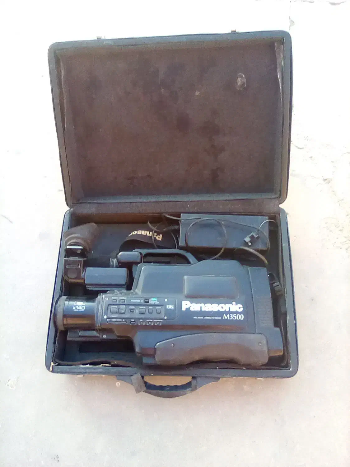 دوربین فیلمبرداری قدیمی|دوربین عکاسی و فیلمبرداری|مسجد سلیمان, |دیوار