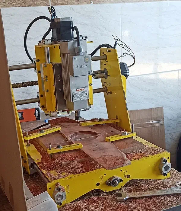 خدمات فرز CNC|خدمات پیشه و مهارت|رشت, گلزاران|دیوار