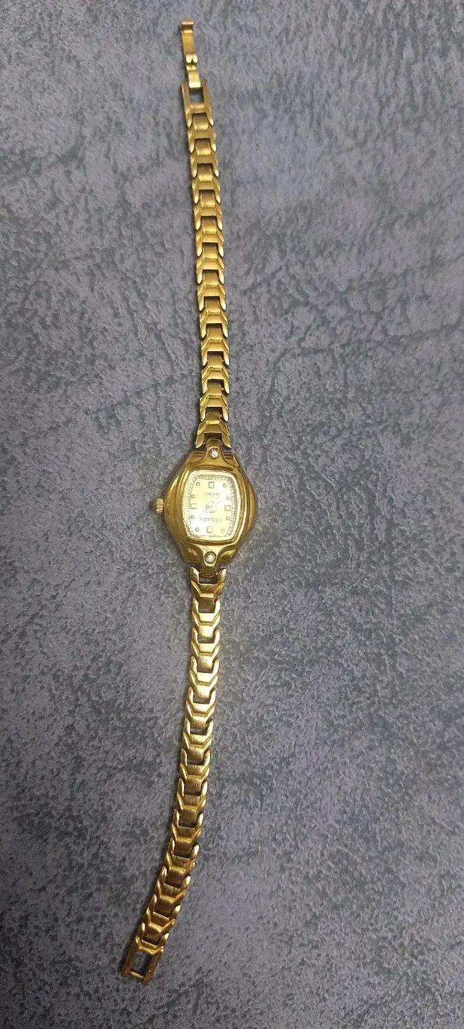 دوتا ساعت مچی زنانه بارنگ ثابت|ساعت|رباطکریم, رباطکریم|دیوار