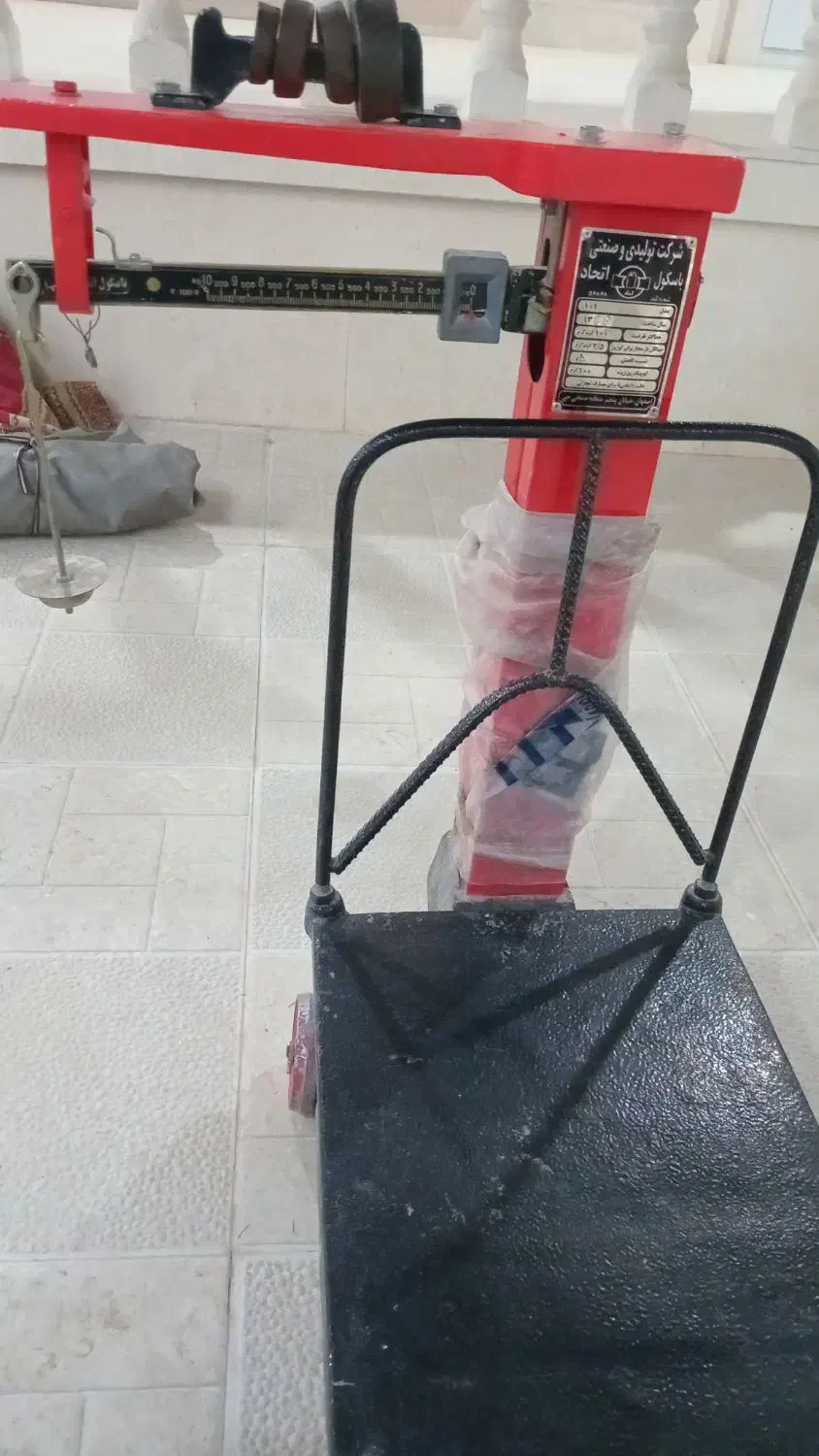 باسکول سنگی ۱۰۰کیلویی اتحاد|فروشگاه و مغازه|جهرم, |دیوار