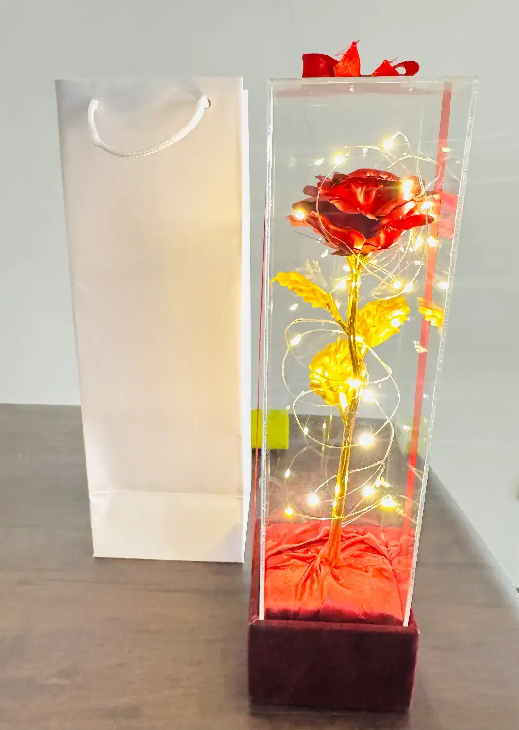 کادو روز زن|مجسمه، تندیس، ماکت|شیراز, معالیآباد|دیوار