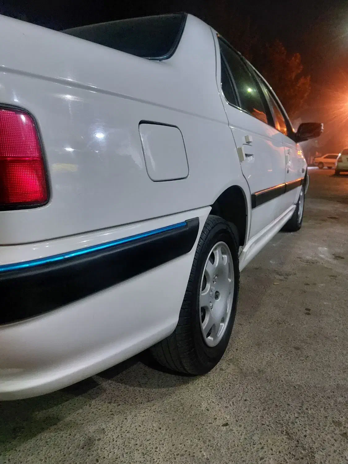 سلام دوستان پژو پارسال ۹۷عروسک عروسک|خودرو سواری و وانت|هشتگرد, شهرک راه آهن|دیوار