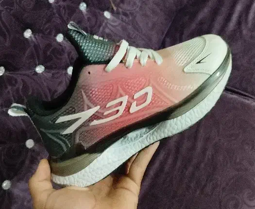 اسیکس|کیف، کفش، کمربند|کنگاور, |دیوار