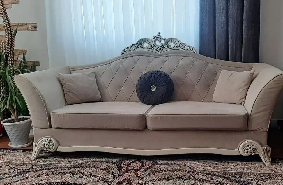 مبل ۷ نفره|مبلمان خانگی و میز عسلی|رشت, یخسازی|دیوار