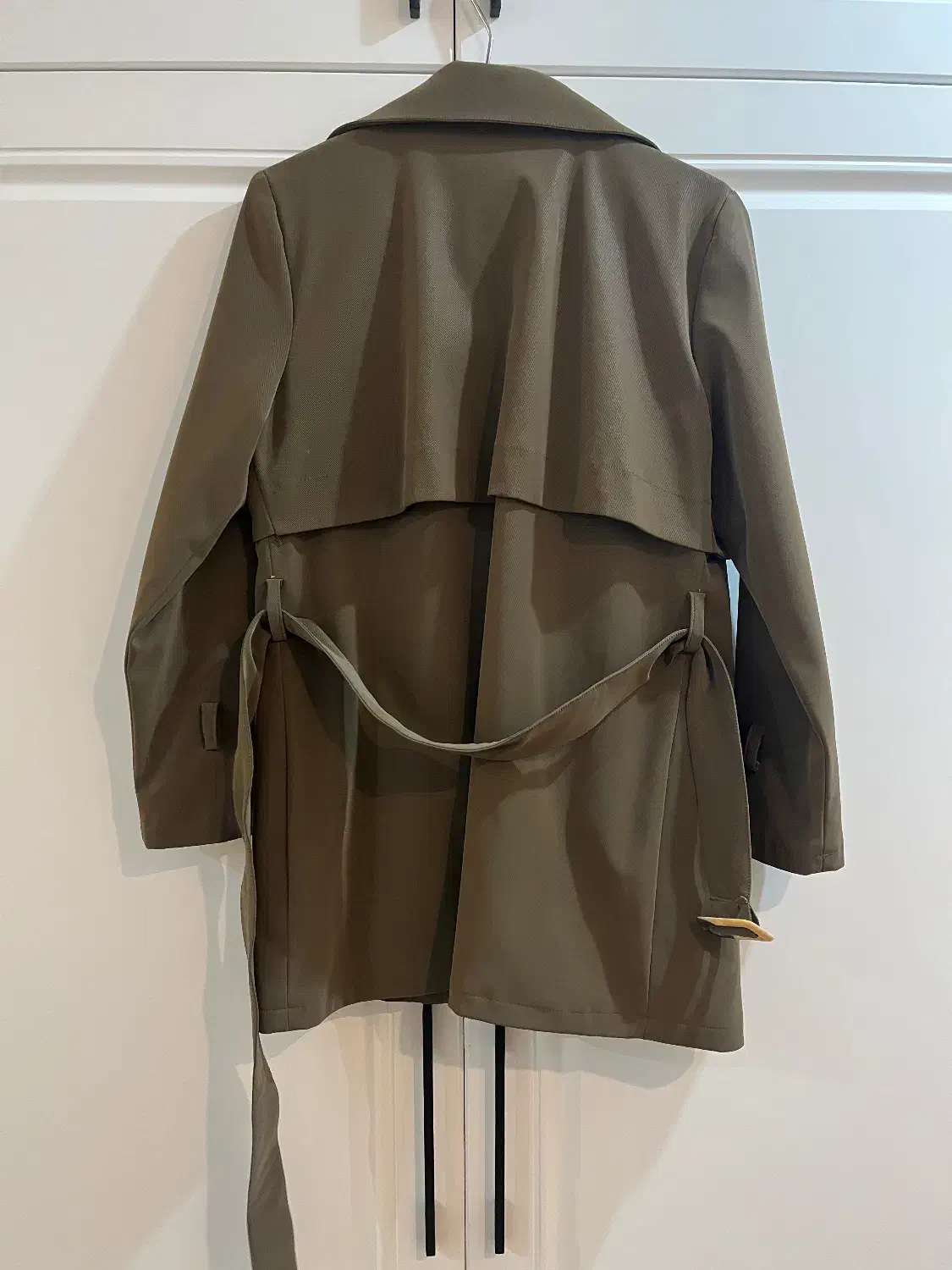 تعدادی مانتو پالتو و پاییزه|لباس|تهران, بلورسازی|دیوار