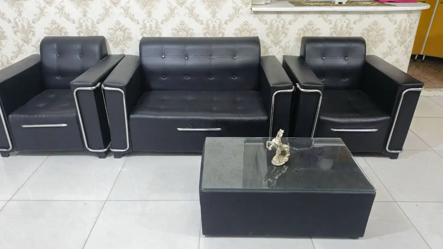 وسایل کاملن نو|مبلمان خانگی و میز عسلی|شوشتر, |دیوار