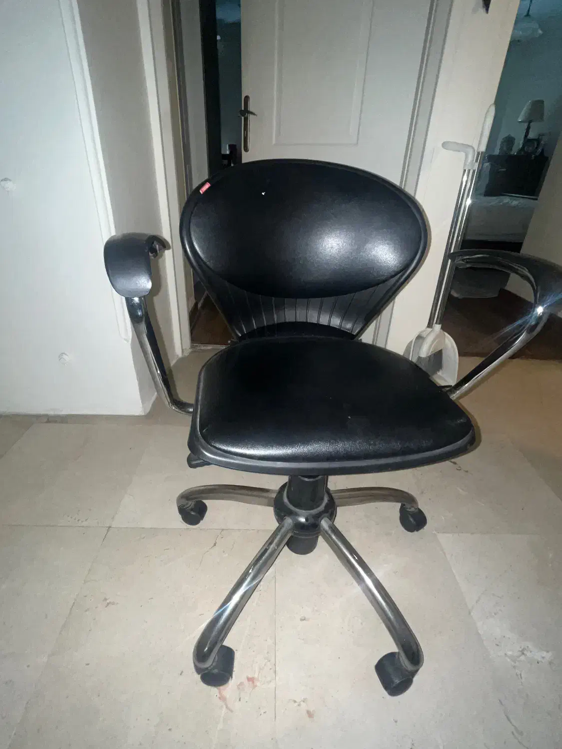 صندلی اداری / میزتحریر|صندلی و نیمکت|تهران, امانیه|دیوار