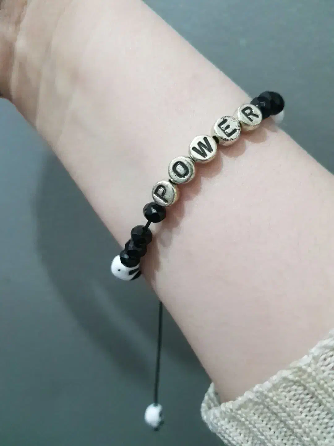 دستبند زنانه و مردانه|بدلیجات|شیراز, باغ تخت|دیوار