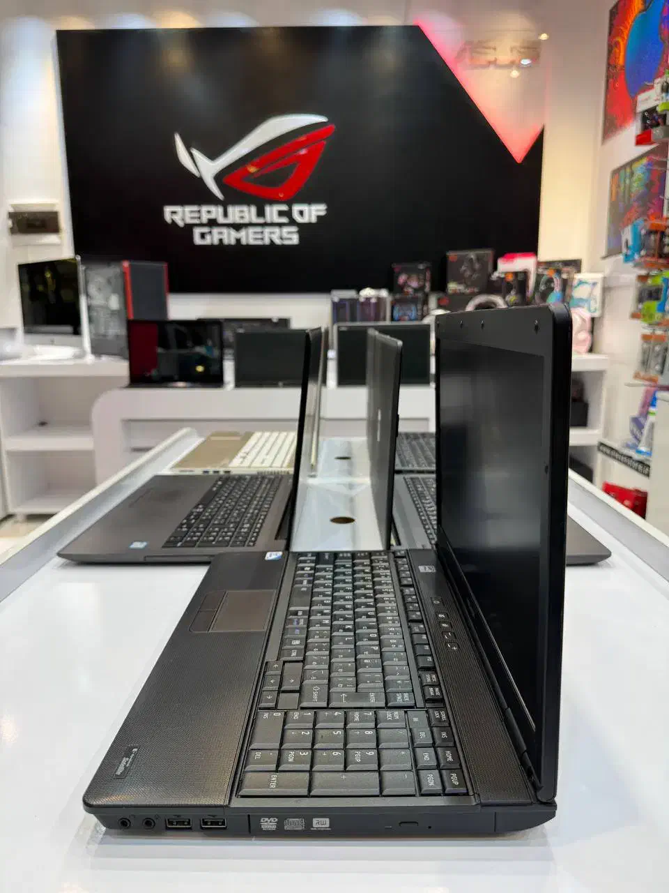 لپ تاپ TOSHIBA رم 8 گیگ|رایانه همراه|مشهد, جانباز|دیوار