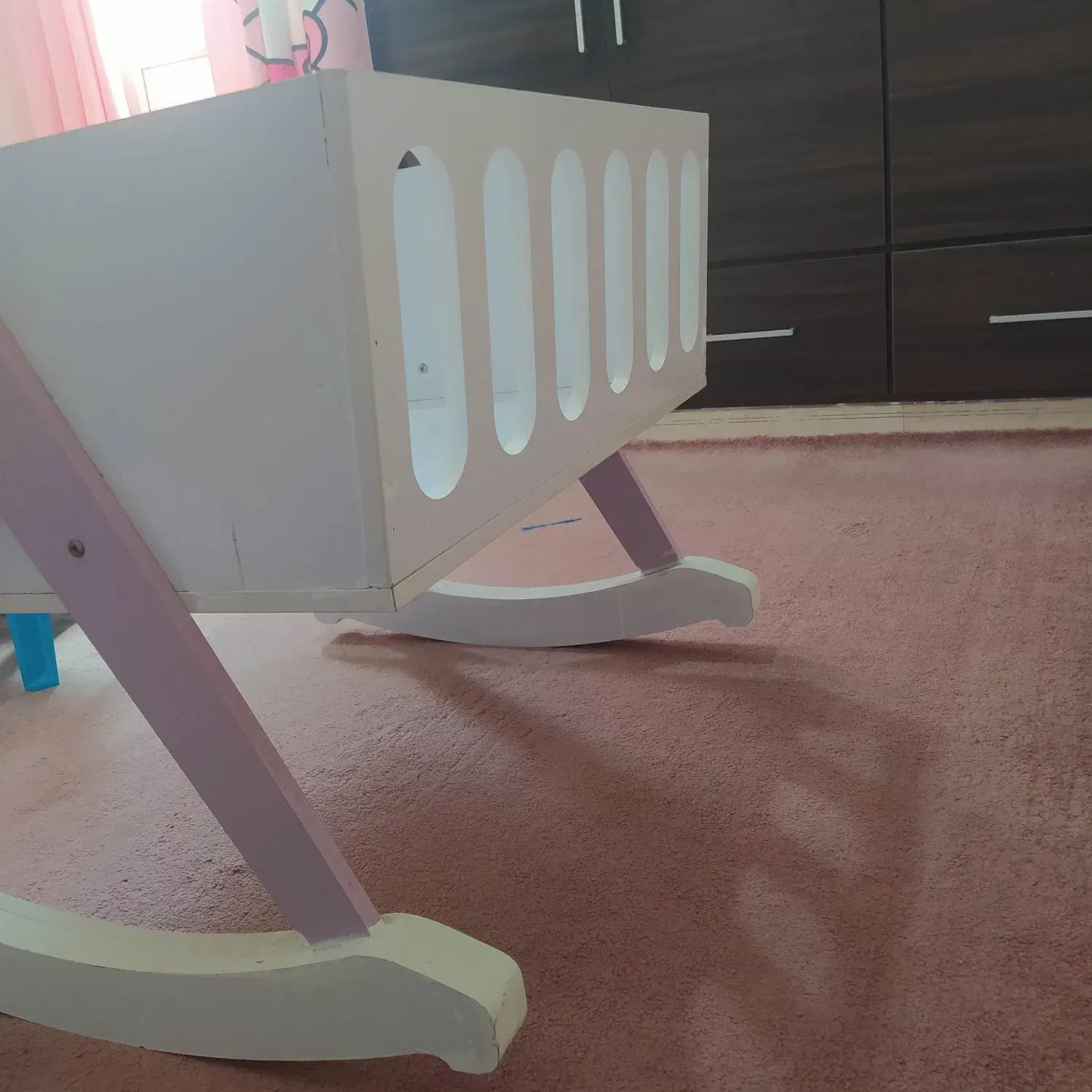 گهواره کودک|تخت و صندلی بچه|بوشهر, |دیوار