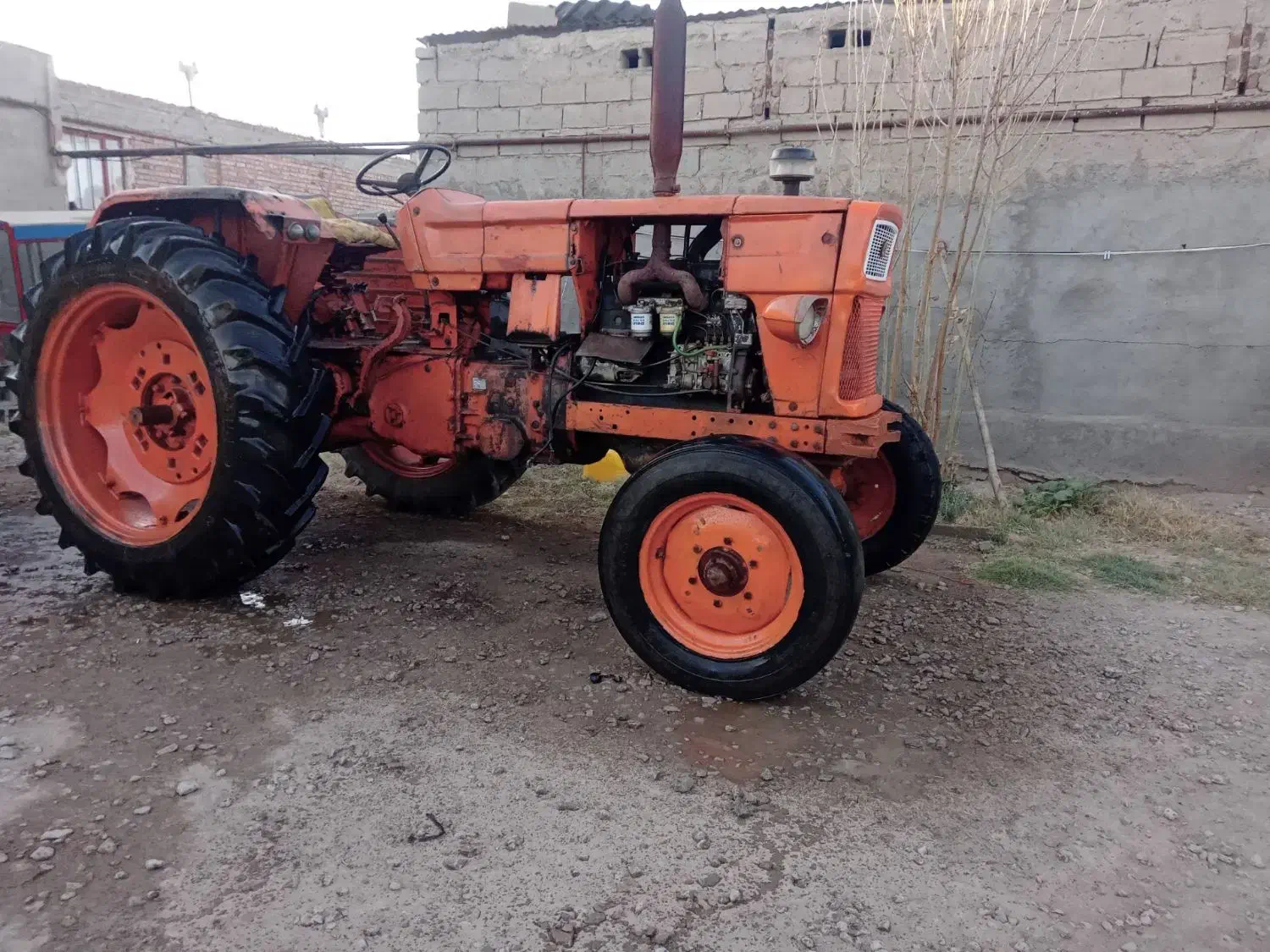 تراکتور رومانی مدل ۶۲|خودرو سنگین|فیروزآباد (آذربایجان), |دیوار