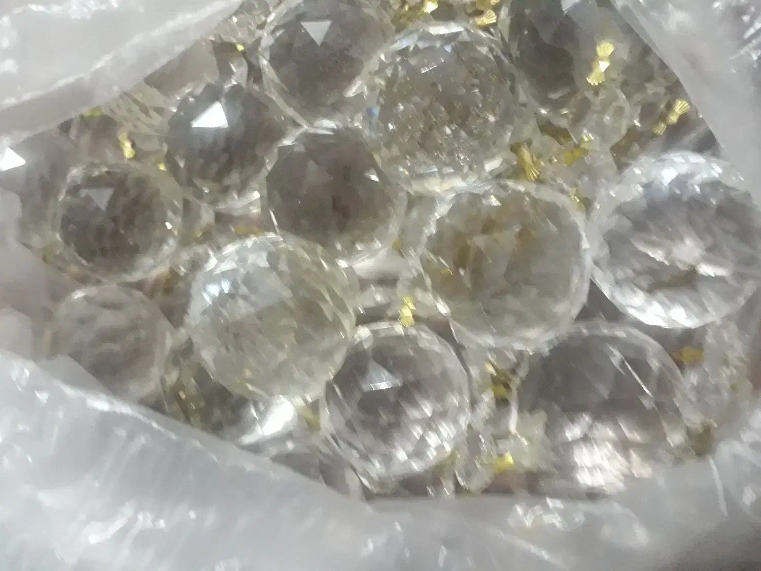 آویز لوستر|لوستر و چراغ آویز|فردیس, منظریه|دیوار